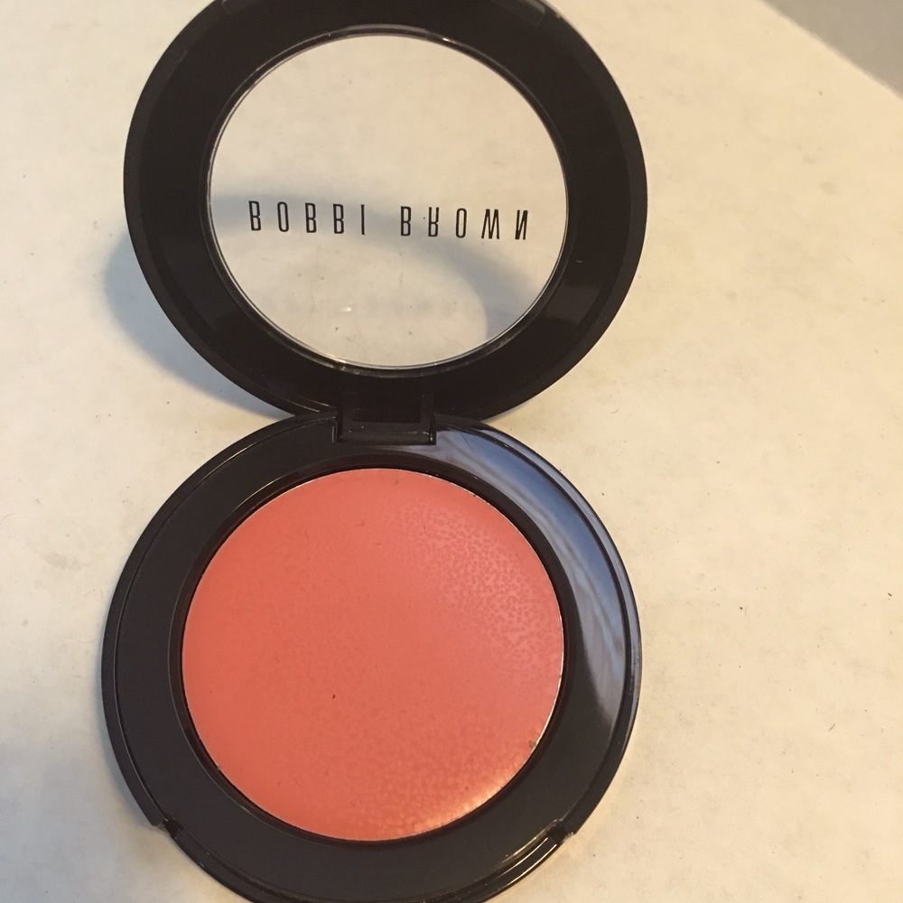 Brand new Bobbi Brown pot rouge Calypso Coral